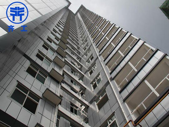 使用復(fù)合擠塑板的外墻保溫系統(tǒng)