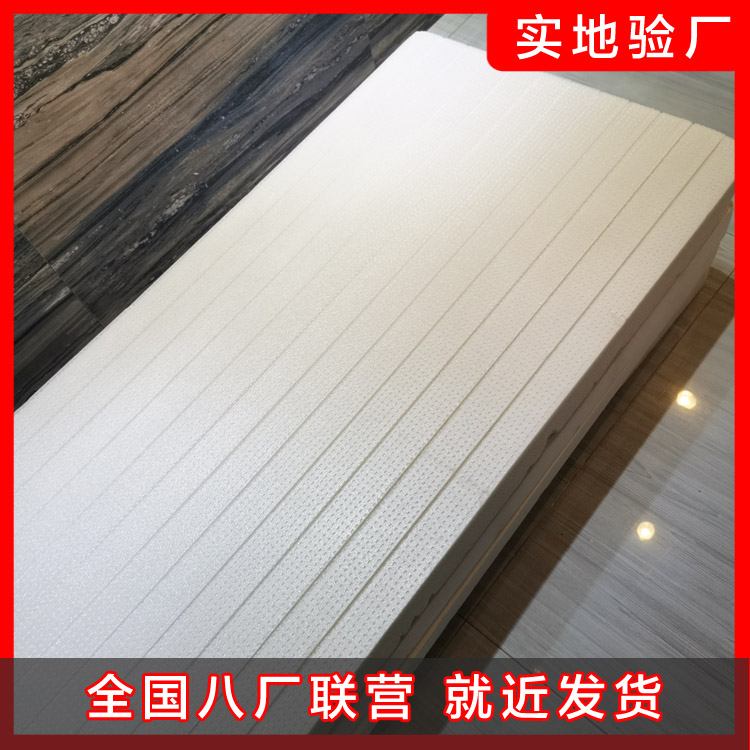 巖棉板的強度很有優勢